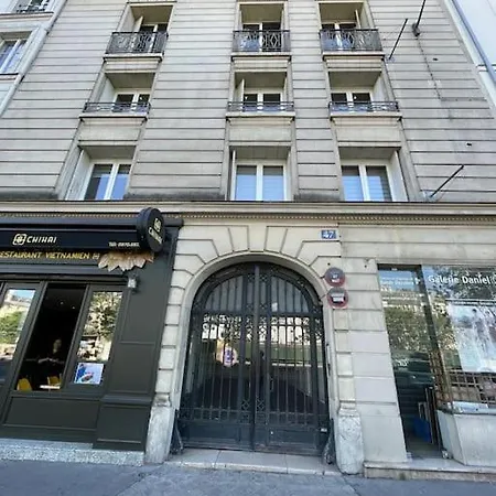 Lovelyappartement-saint-germain-despres-seineriver *
