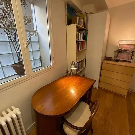 Lovelyappartement-saint-germain-despres-seineriver Apartment Paris