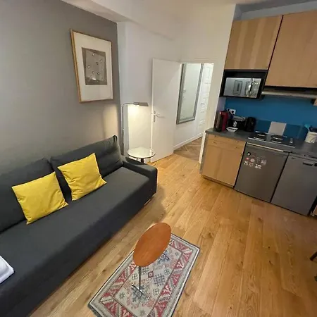 Lovelyappartement-saint-germain-despres-seineriver *