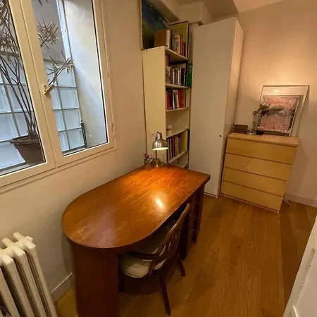 Lovelyappartement-saint-germain-despres-seineriver Apartment